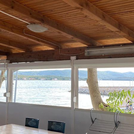 Blue Wave Apartments トゥラニ エクステリア 写真