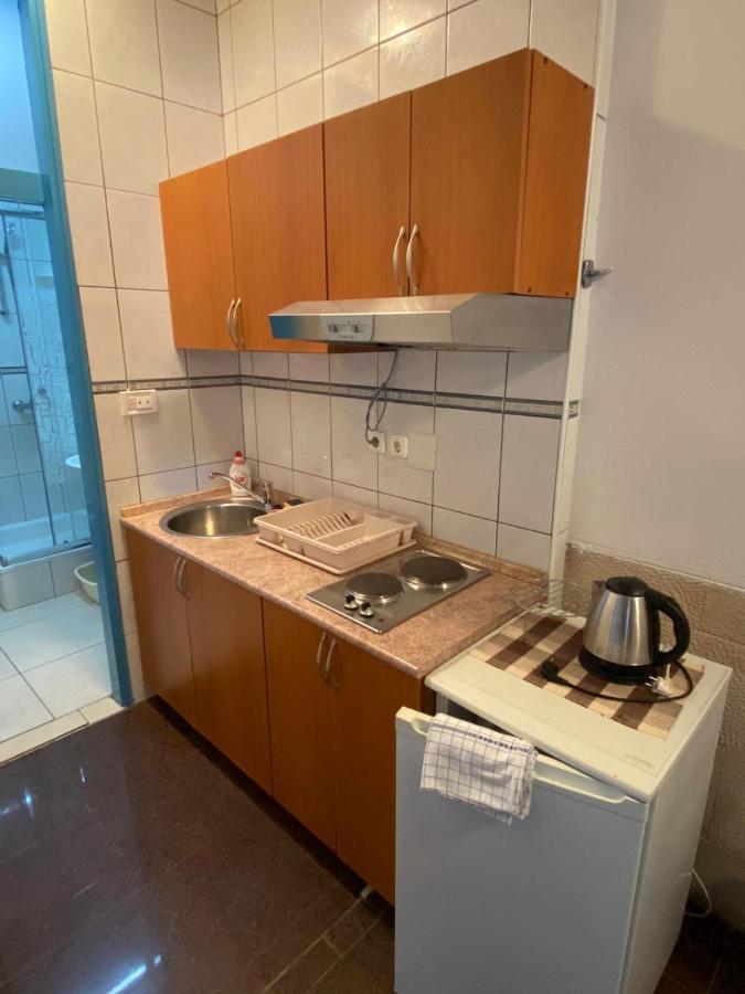 Blue Wave Apartments トゥラニ エクステリア 写真